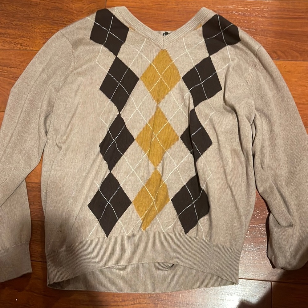 Brown long sleeve pattern shirt